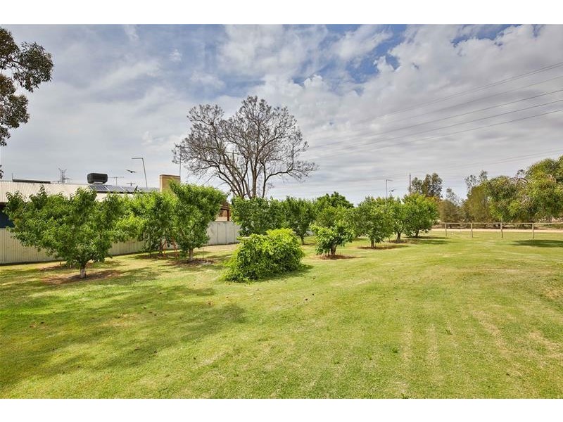 651 Woomera Avenue, Red Cliffs VIC 3496