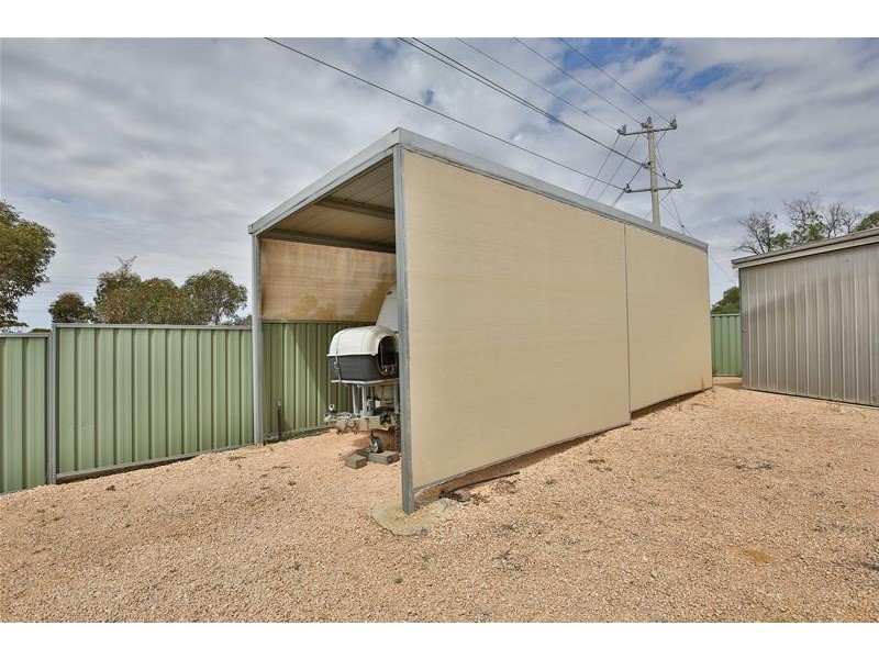 651 Woomera Avenue, Red Cliffs VIC 3496