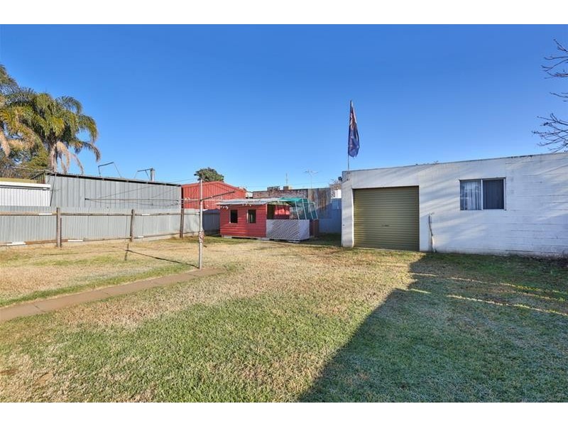 7 Barry Avenue, Mildura VIC 3500