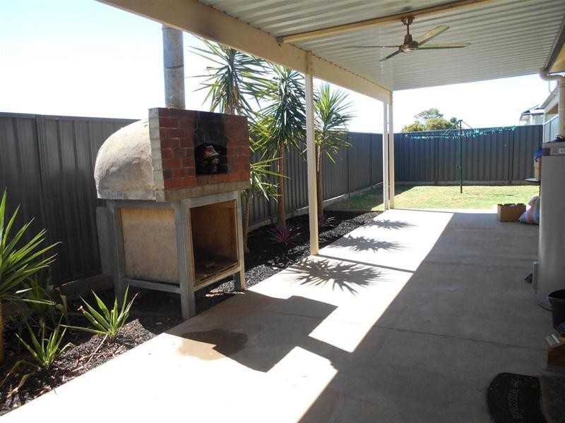 2a Latrobe Avenue, Red Cliffs VIC 3496