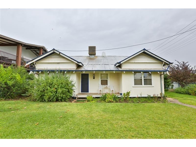 56 Adelaide Street, Gol Gol NSW 2738