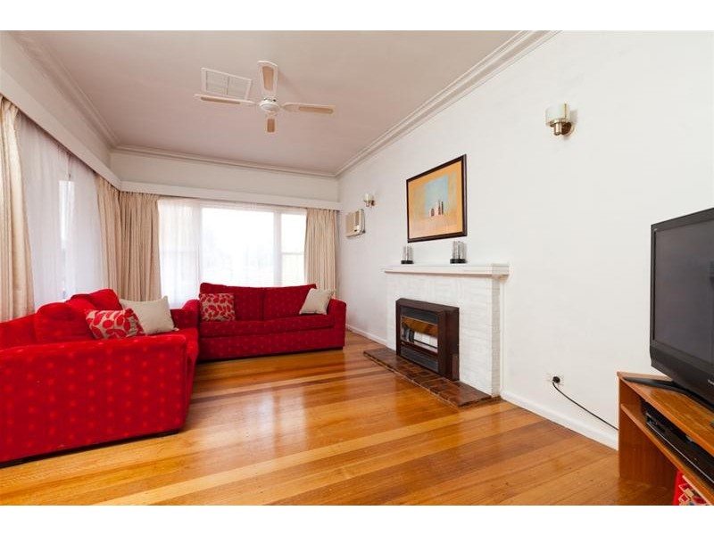 99 Pasadena Grove, Mildura VIC 3500