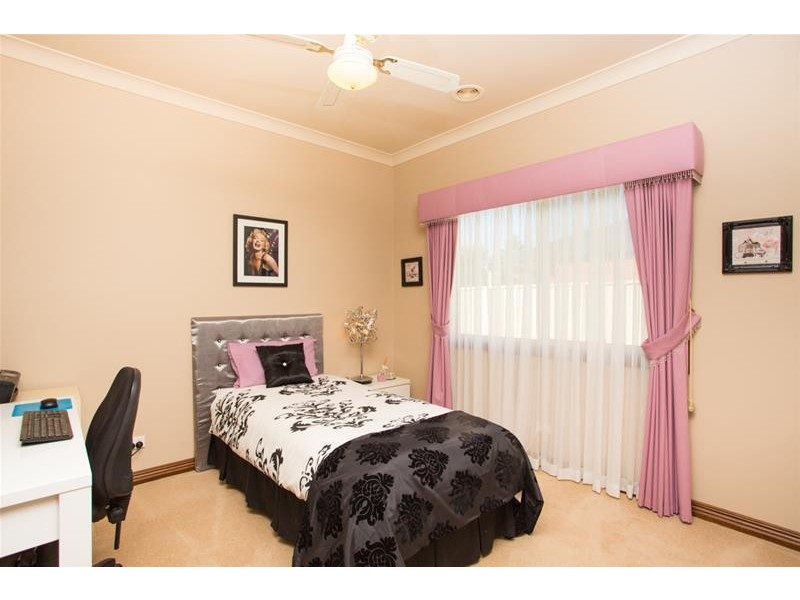 6 Edmund Barton Court, Mildura VIC 3500