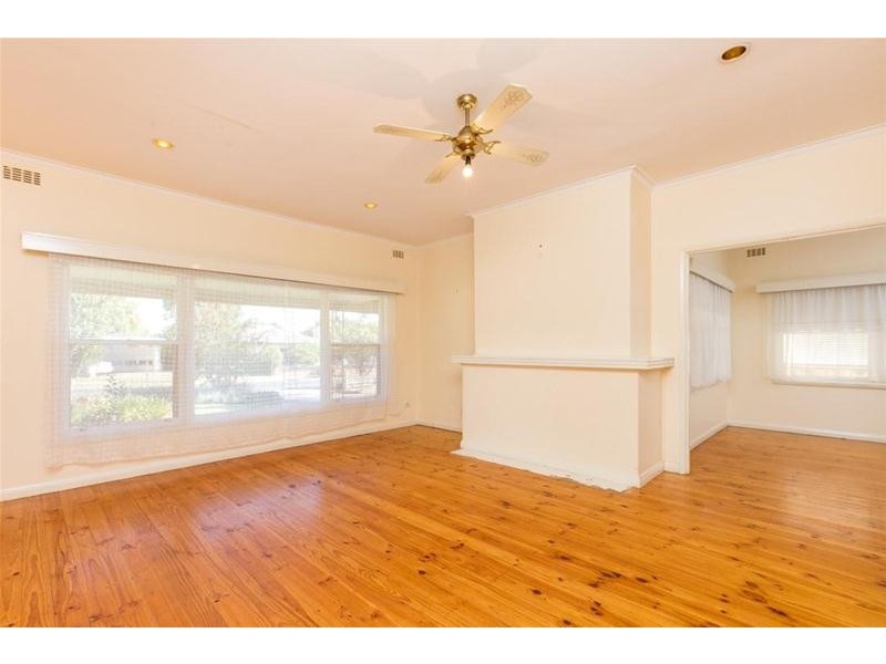 14 Bowen Crescent, Mildura VIC 3500