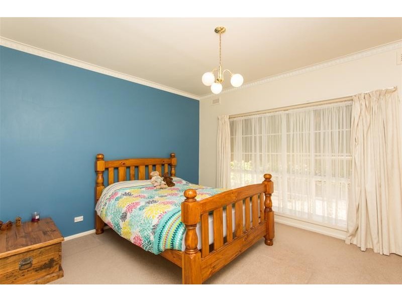 12 Waltham Avenue, Mildura VIC 3500