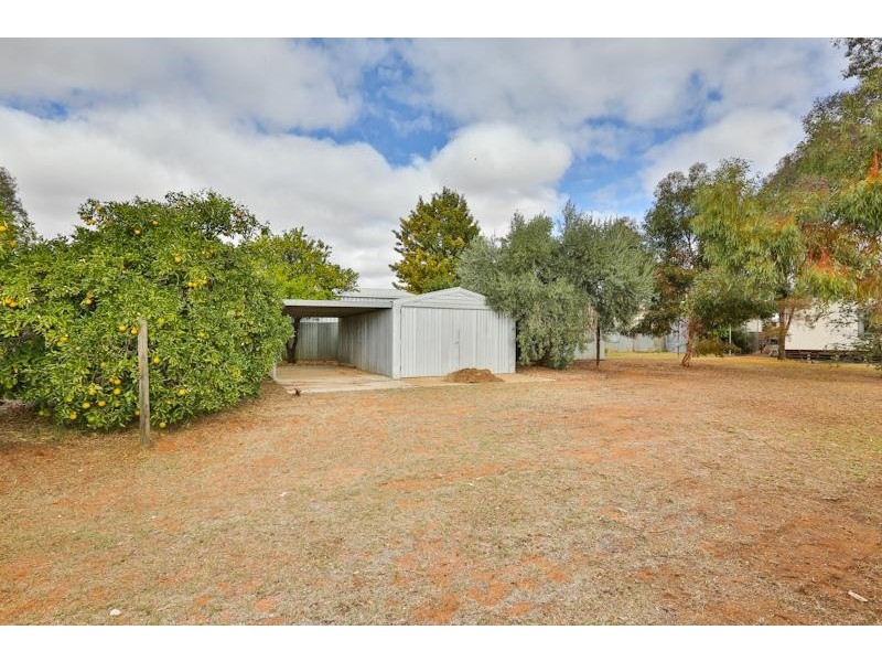 7 Wattle Street, Red Cliffs VIC 3496