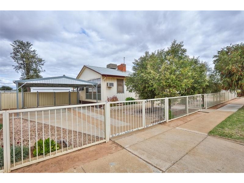 12 Hazel Avenue, Mildura VIC 3500