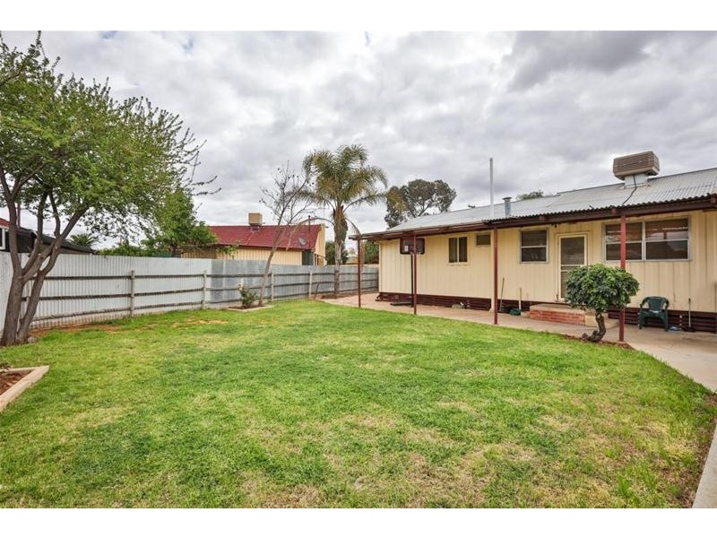 12 Hazel Avenue, Mildura VIC 3500