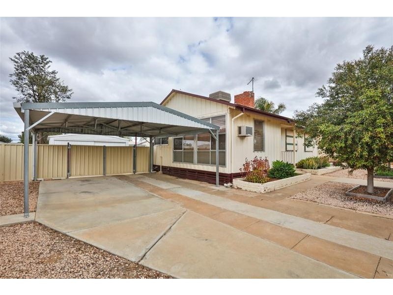 12 Hazel Avenue, Mildura VIC 3500