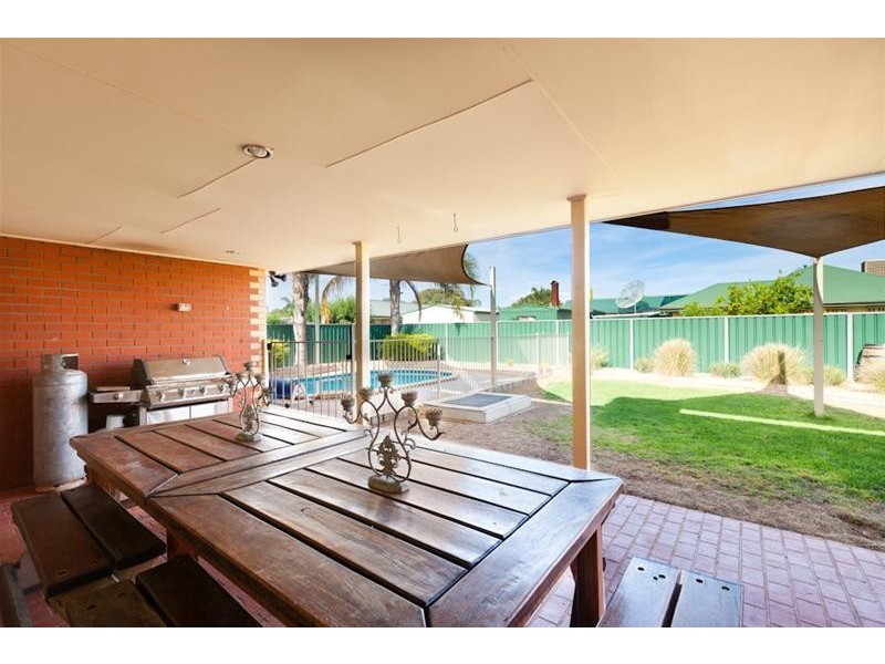 8 James Cook Drive, Mildura VIC 3500