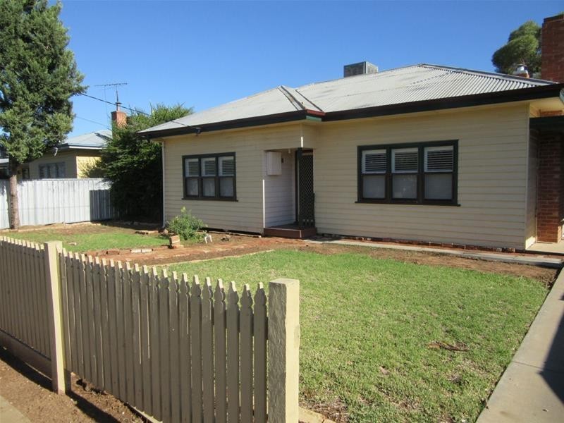 17 Floral Avenue West, Mildura VIC 3500