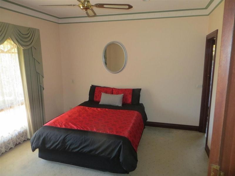 4 Damien Court, Mildura VIC 3500