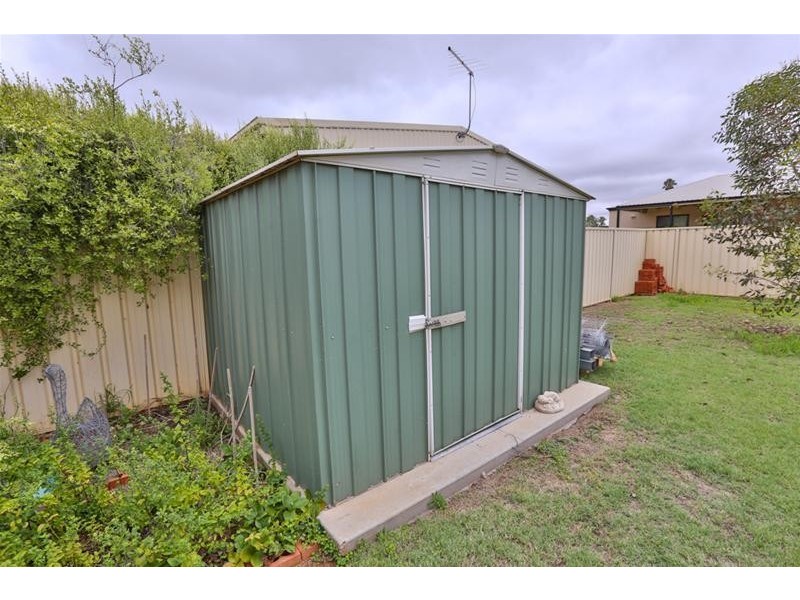 14 Wood Street, Gol Gol NSW 2738