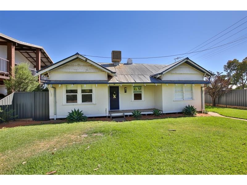 56 Adelaide Street, Gol Gol NSW 2738
