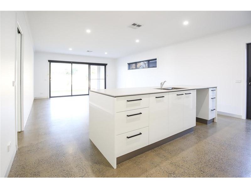 15 Kossman Court, Irymple VIC 3498