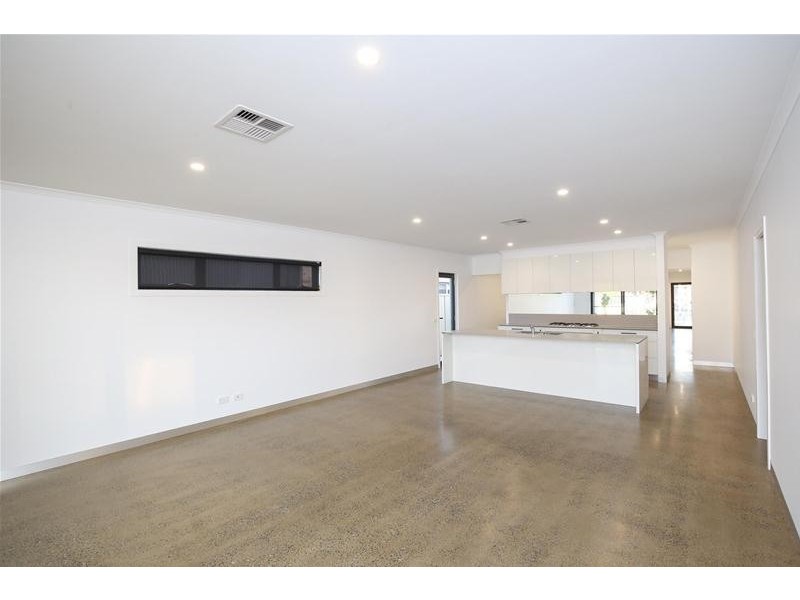 15 Kossman Court, Irymple VIC 3498