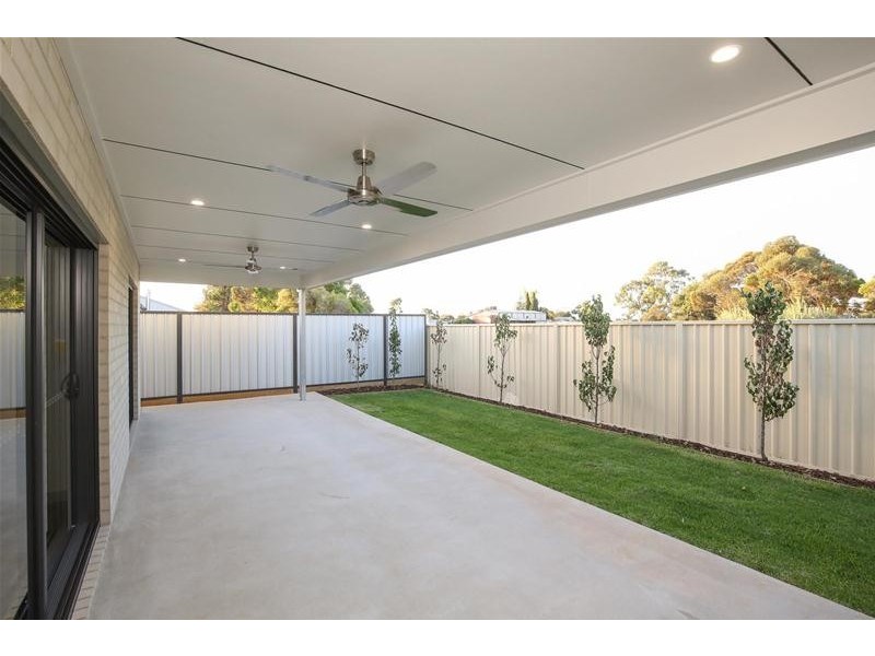 15 Kossman Court, Irymple VIC 3498