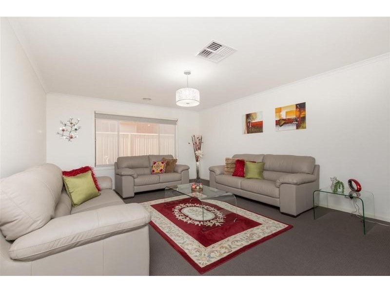 8 Flynn Drive, Mildura VIC 3500