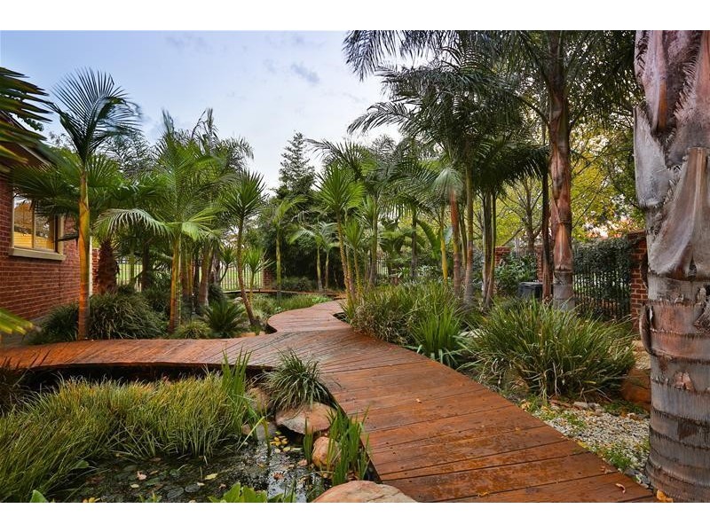 1 St Andrews Drive, Cabarita VIC 3505