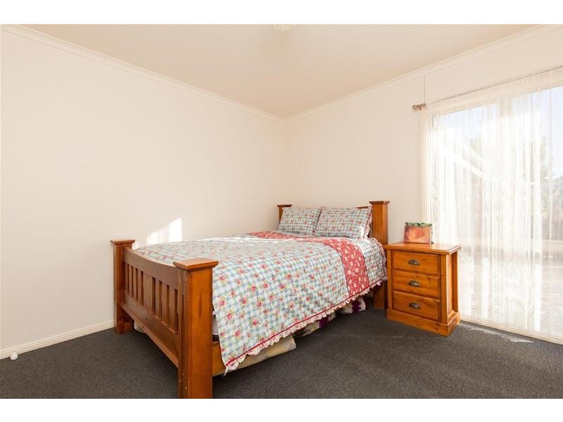 16 Darlington Parade, Mildura VIC 3500