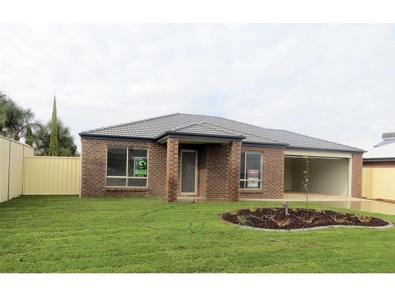 27 Montana  Drive, Mildura VIC 3500