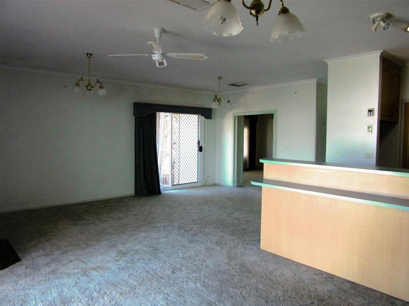 16 Mary  Avenue, Mildura VIC 3500