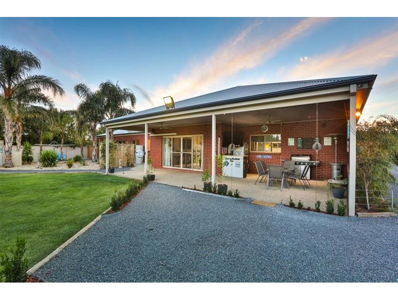 7 Garrett Court, Birdwoodton VIC 3505