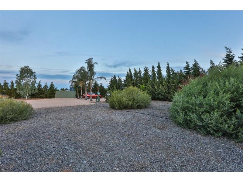 7 Garrett Court, Birdwoodton VIC 3505