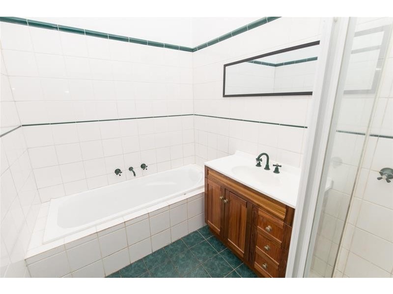 13 Waltham Avenue, Mildura VIC 3500