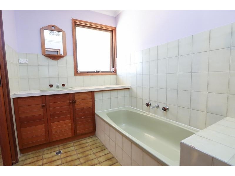 6 Charles Court, Mildura VIC 3500