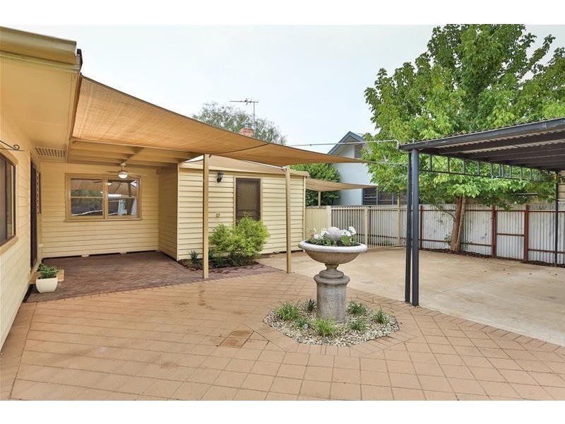 130 Pasadena Grove, Mildura VIC 3500