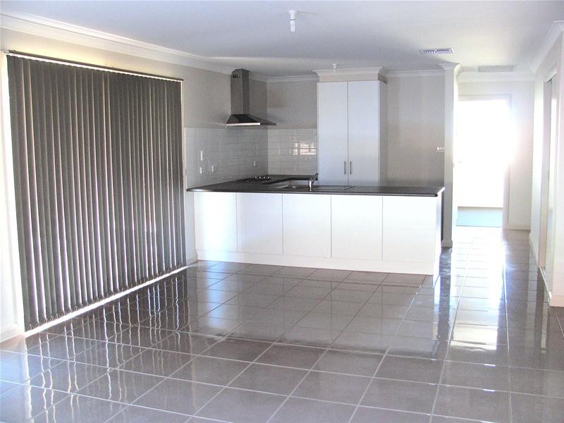 6 Tower Gardens, Mildura VIC 3500