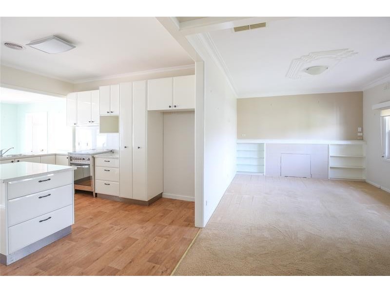 24 Rosemont Avenue, Mildura VIC 3500