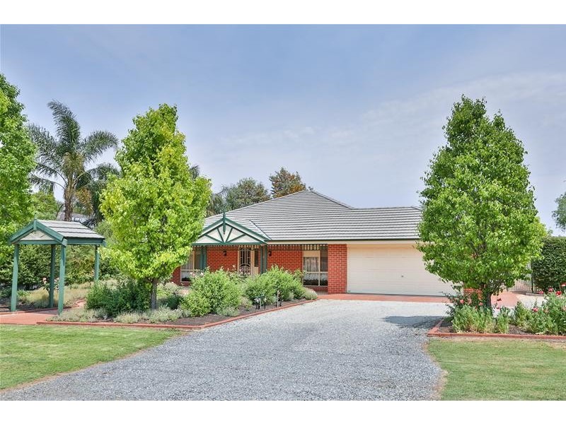 37 Channel Road, Merbein VIC 3505