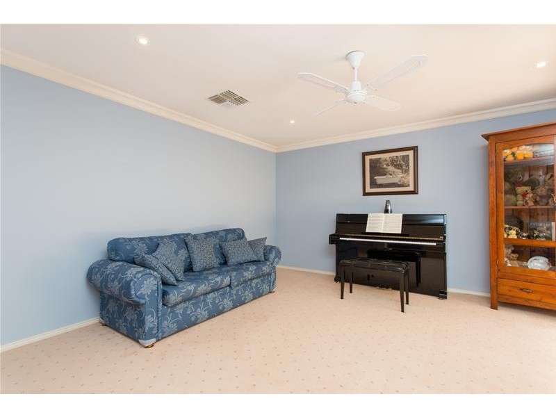 37 Channel Road, Merbein VIC 3505