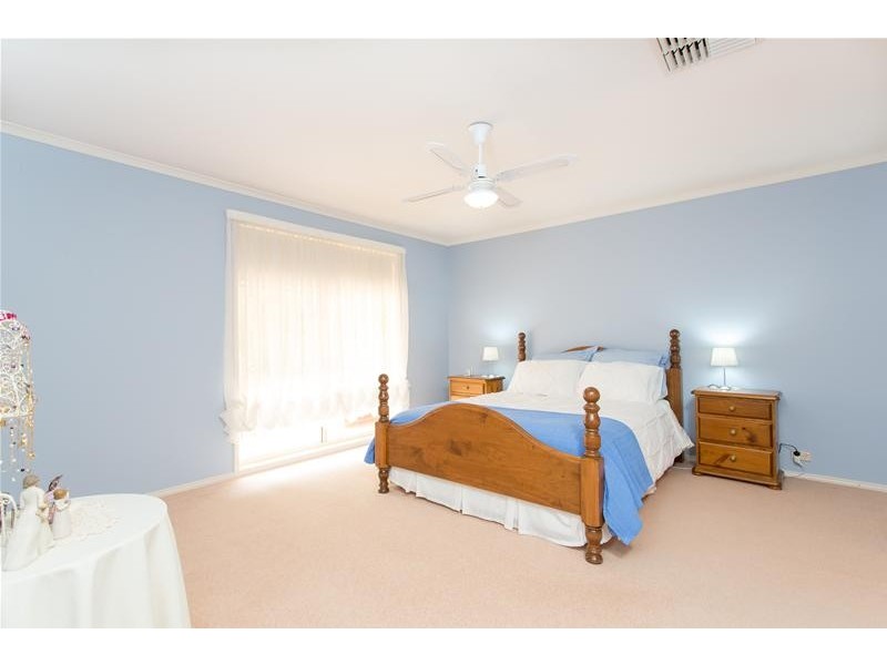 37 Channel Road, Merbein VIC 3505