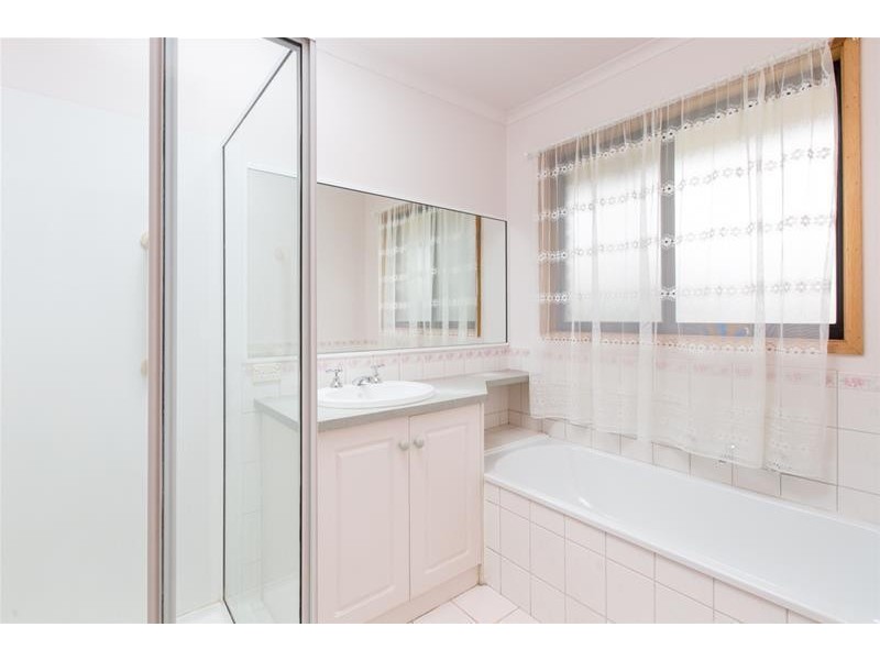 15 Cupper Grove, Merbein VIC 3505