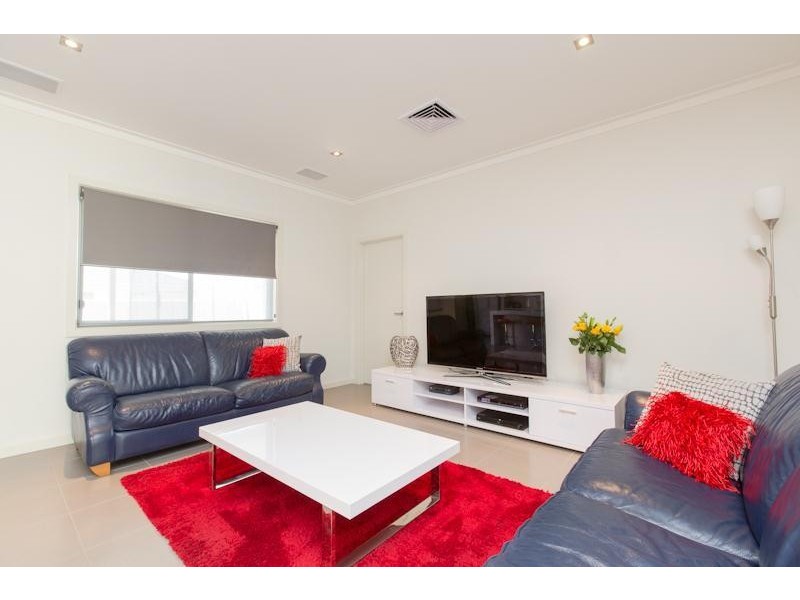 2 Peter John Court, Mildura VIC 3500