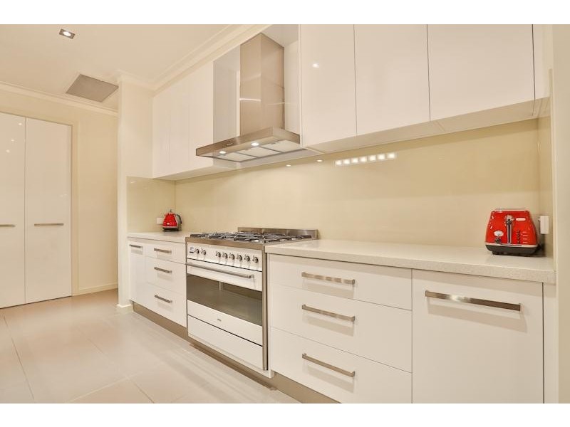 2 Peter John Court, Mildura VIC 3500