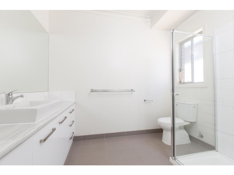 2 Peter John Court, Mildura VIC 3500