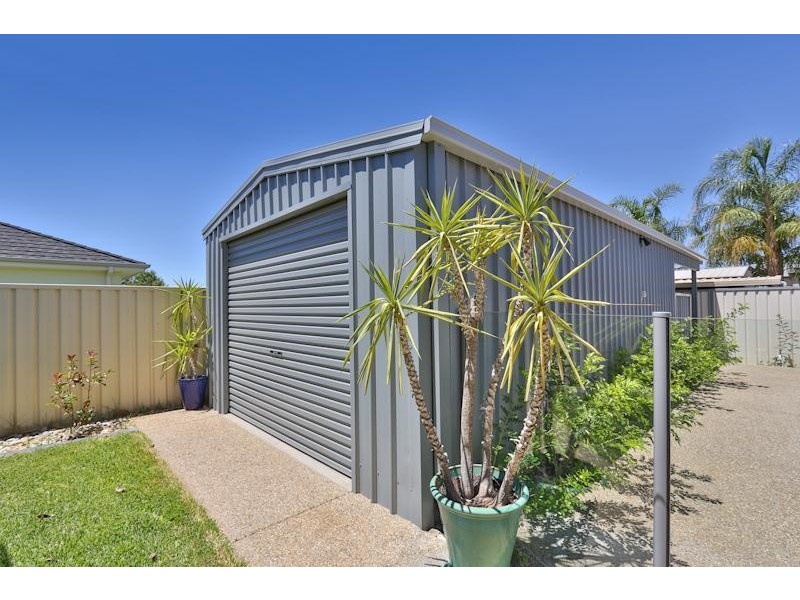2 Peter John Court, Mildura VIC 3500