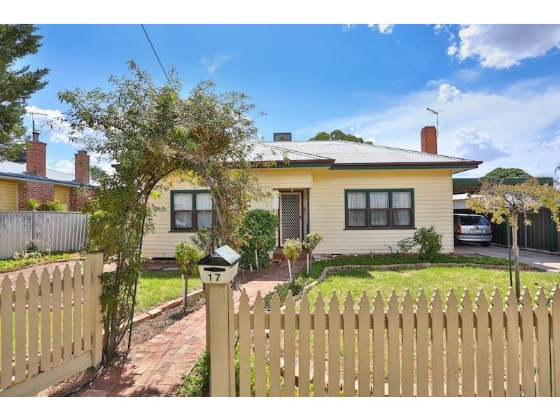17 Floral Avenue, Mildura VIC 3500