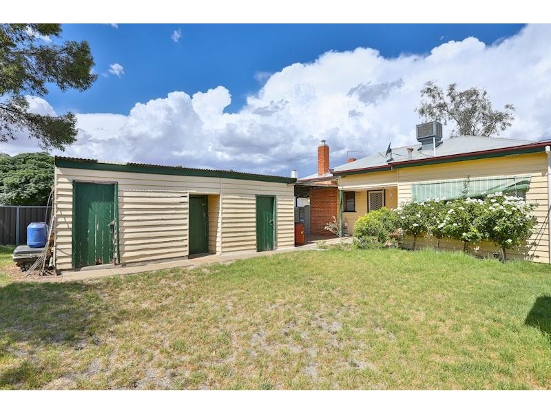 17 Floral Avenue, Mildura VIC 3500