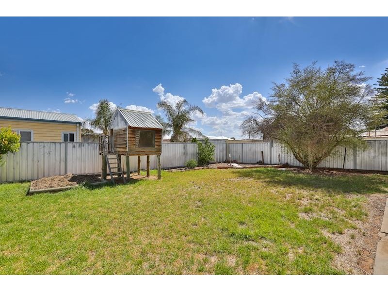17 Floral Avenue, Mildura VIC 3500