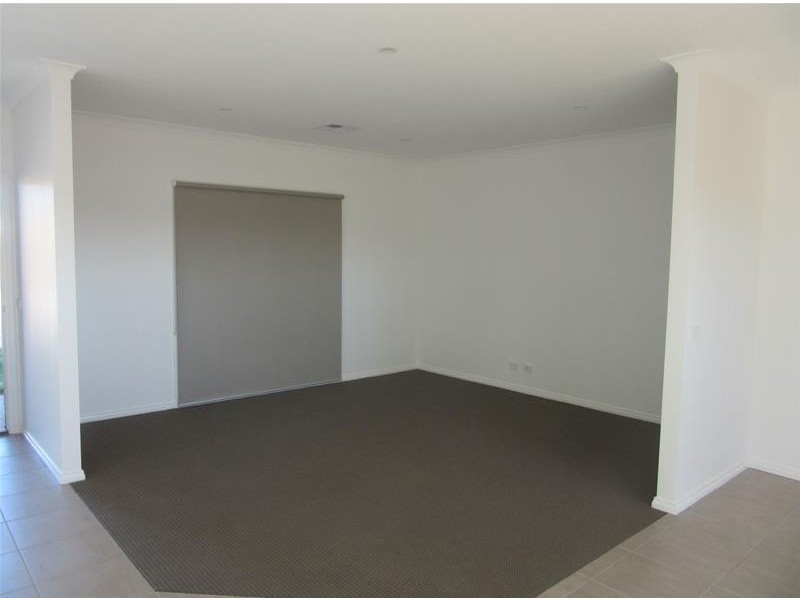 1 Kensington Court, Irymple VIC 3498