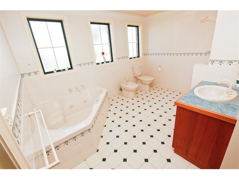 17 Marsden Drive, Mildura VIC 3500