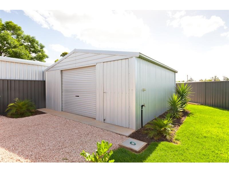 6 Chad Court, Red Cliffs VIC 3496