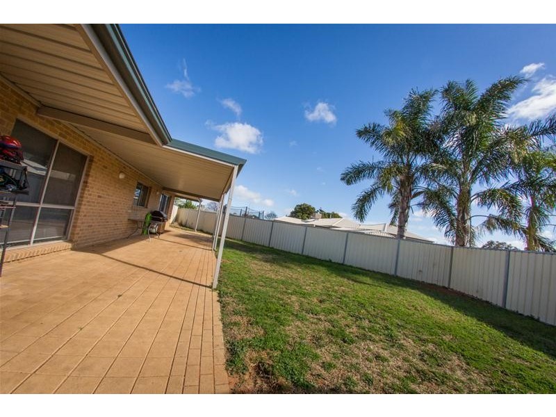 4 Arielle Court, Mildura VIC 3500