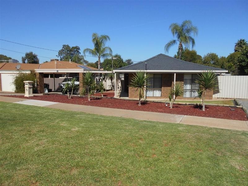 295  Tenth  Street, Mildura VIC 3500