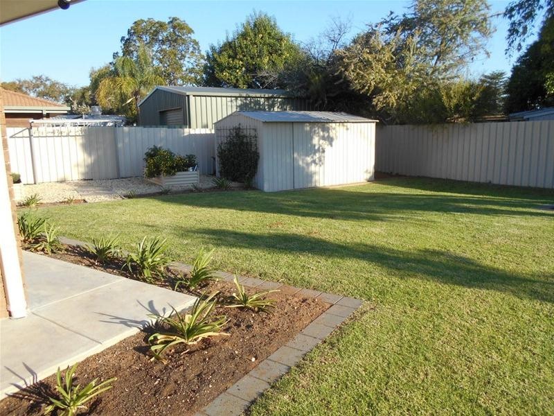 295  Tenth  Street, Mildura VIC 3500